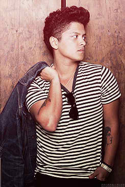 OurTeenageQuote's profile picture. We post quotes about life, love, or just being funny! Tweet us and we'll tweet back! ®QUOTE ACCOUNT® Follow us and you won't regret it! #Lovatic #Hooligans ∞