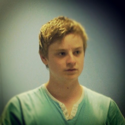 Counter Strike: Global Offensive = lyfe 
Big fan of: fnatic and Cloud9