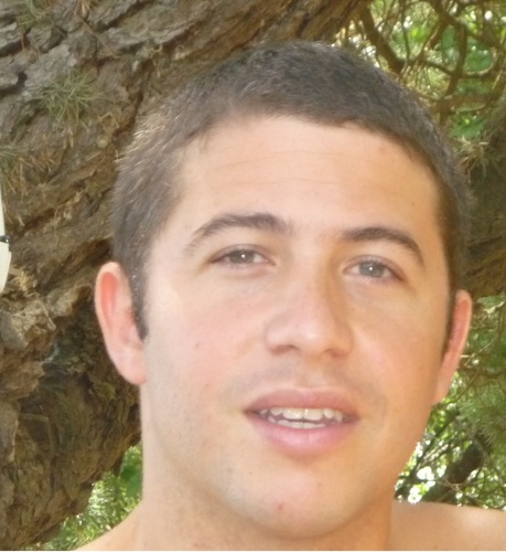 Mas de treinta años y ya empezando a peinar canas, no de viejo, sino de canoso!
