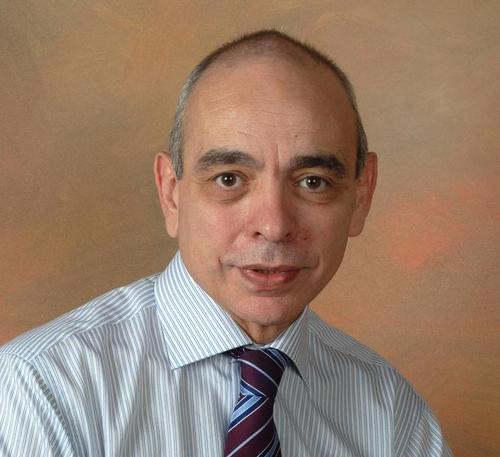 Doctor en Medicina y Cirugía. Profesor Titular Traducción Especializada. Director Máster Traducción Biomédica y Farmacéutica. Universitat Pompeu Fabra