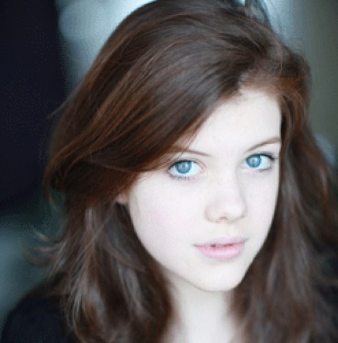 HenleyErin's profile picture. Erin here! 15 years old! Slytherin! My dad says I can talk for Britain. May look innocent but annoy me and you will regret it!! ||multi RP||