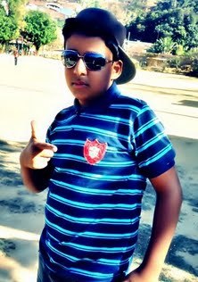 {aa} não sei oque dizer desse garotonindo . mas c sabe que tt.amo néah' ?! u.u hihihi conta sempre ! meu #Ousado s2s2'  {@neccay_m.aqi ;3'}