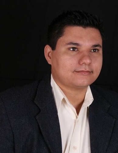 Twitter de divulgação do cd do @maiconelho. Email de contato para ministrações: contato@maiconcoelho.com