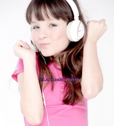 @LariManoela a menininha que conquistou meu coração! Te amo princesa! ;) | Padrinho: @GuDaneluz :) | since: 30/05/12