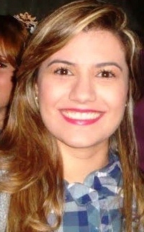 Estudante de Direito da PUC-GO, filha de Deus, seguidora de Jesus, tenho FÉ nas promessas de Deus na minha Vida!!