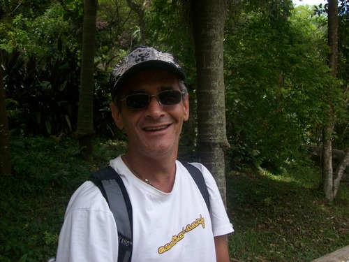 zeka_sambarock's profile picture. tranquilo, sossegado, amigo de quem merece , enfim só conhecendo para poder falar .