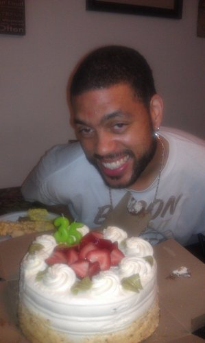 just a crazy dude, trying to be the best hubby and best daddy ever. you like cooking? follow me!