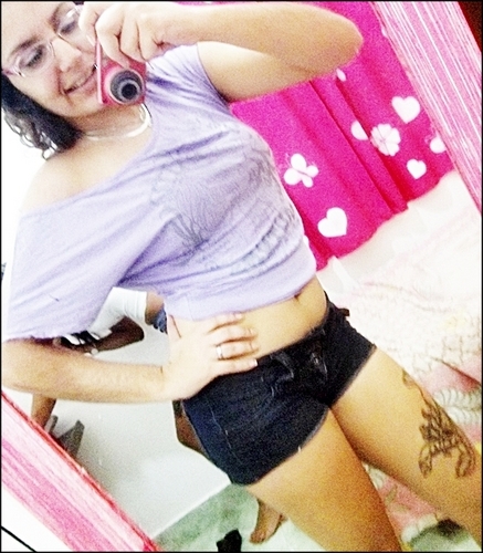 Nen vem pÁ na minha ,, que minha ideias ér venenosa (: , Não precisa gosttar ér so mantter o respeito , oque ttu qer pÁ  mim qero pá ttu em doubro  ;]]