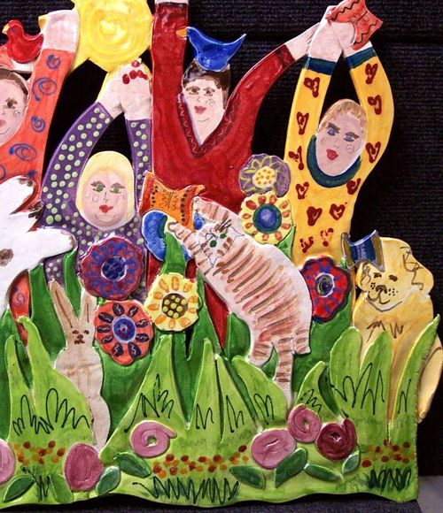 studio/gallery featuring 70+artists, artisan jewelry and studio of Louise Hopson, Stop here when you are in Muskegon.