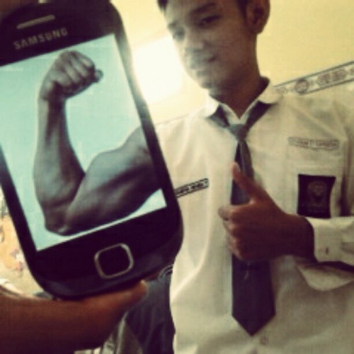 Hiduplah Untuk Memberi Sebanyak-Banyaknya, Bukan Untuk Menerima Sebanyak-Banyaknya.
Dreams: Motivator Super