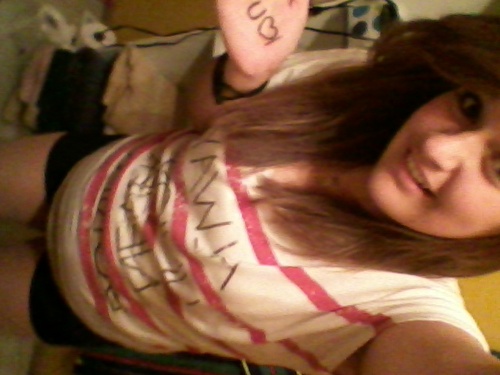 heey im alexis.  i play rugby and i dance. and i LOVE video games -- imma nerd. oh well i LOVE MacMiller. (: