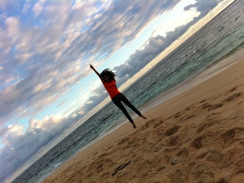 Prema une fille qui échappe à la vie, qui essaie de voler dans l’univers de nos jours.  J’ai un cœur, des sentiments et des rêves! :)