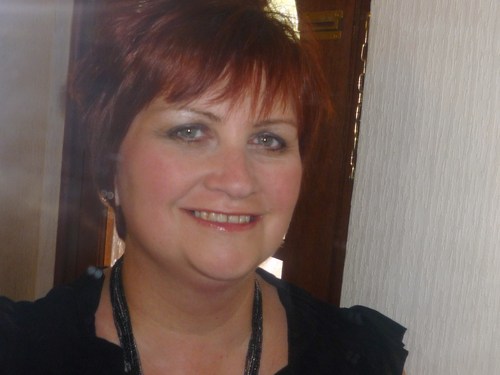 Seemingly continual mother of small children, Baptist, bipolar, spinal stenosis, keen writer with passions for learning, reading, sparkly things and Doctor Who