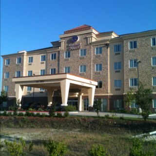 ComfortSuitesH1's profile picture. 