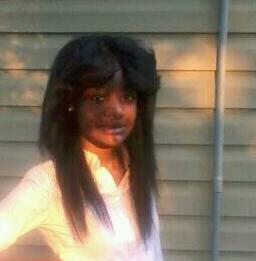 BestFRIEND @Khilas_TWIN hea , follow my bestfriend then follow mw ' heyy i mean its only right that yall do aha follow me on istagram to @Tiawannaaa_ .
