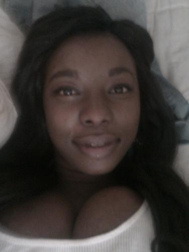 giovilove09's profile picture. the life of a lonely girl