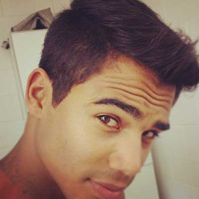 meu nome é micael borges tenho 22 anos rebeldia me siguam @micael_npnp