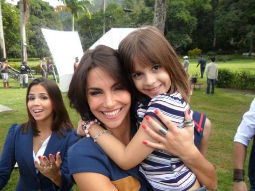 E é por você @melfronckowiak que eu corro qualquer perigo por que eu te amo muitão pimentinha ♥
#Since: 30/05/2012