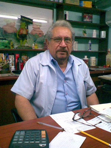 SOY LIC. EN ADMINISTRACIÓN Y MEDICO EN MEDICINA ALTERNATIVA ESTOY EN CULIACAN, SINALOA, MEXICO ATIENDO TODOS LOS PADECIMIENTOS. QUIERO HACER AMIGOS Y NEGOCIOS
