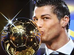 Pra Alguns FUTEBOL não passa de um Esporte, mas Para mim é uma PAIXÃO ! ℱoco, ℱorça e ℱé, Gostoou das Frases ? de RETWEET ou FAVORITE Follow~Me ?