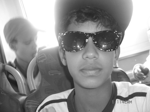 ''Se você olhar de perto,o olho pode ver mais do que você pensa.''