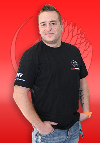 jonperignon's profile picture. Je porte fièrement les couleurs de PegasProductions, chef de file du domaine du X Québécois, et qui partage la même vision que moi