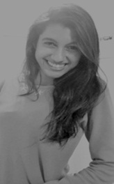 nha brincalhona, legal, simpática, grossa, um pouco meiga, adora rir, faladeira, fofa, um cadin romantica etc.. (: ' me segue que eu sigo de volta pufavôr