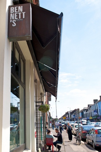 Bennettbelmont's profile picture. Bennett’s is home of the best 100% all beef hamburger,  it's TITANIC. Built in east Belfast with love. we want to make your tummies happy! 028 90656590