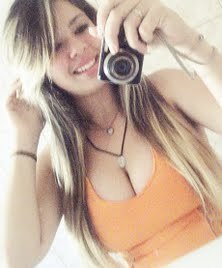 Deus . chocolate, musica, cinema, shopping, praia, sorvete, pizza, McDonald, Hopi Hare, meninos ,coca pipoca ,Fondue ,baladas ,festas, shows, voocê kk *-* ♪