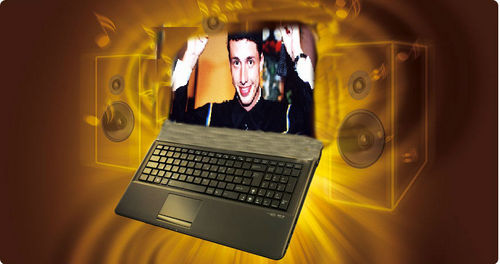 Sou técnico de Informática. Trabalho com Montagem, Manutenção e Redes. 
Fone: (48) 9907-0862 
Email: russelazevedo@hotmail.com