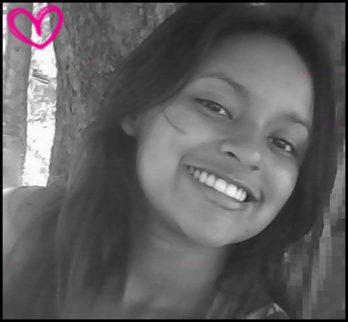 amandaforyou's profile picture. Ei garota, não chore, não desista.
Apenas sorria para a vida, que um dia tudo vai passar.