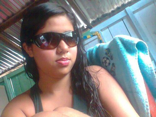 Eu sou humana, sinto falta, saudade, me sinto vazia por você não esta perto.