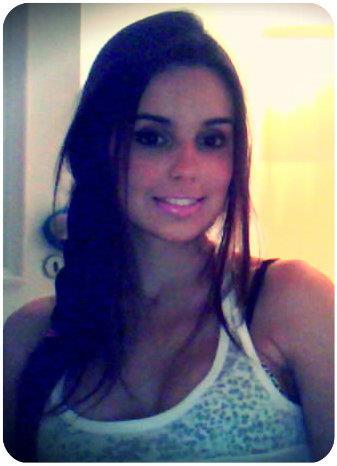 Estudante de Psicologia, 19 anos, Sagitariana (; E muito feliz por tudo que Deus me deu !