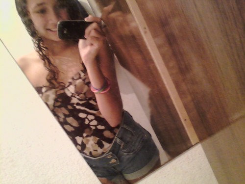 Eu naum te peço muita coisa a naum seer uma chance ♫♫ Meu Fc : @SophiaMyWorldA