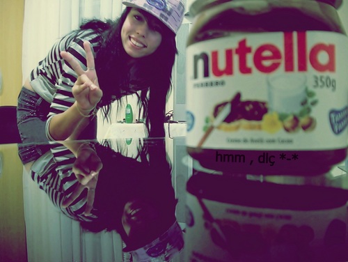 -  Aquariana , São Paulina , chocolate , skate , Tumblr , amigos , família música .  saber mais ? me segue , bejiiiiiiiins ;*