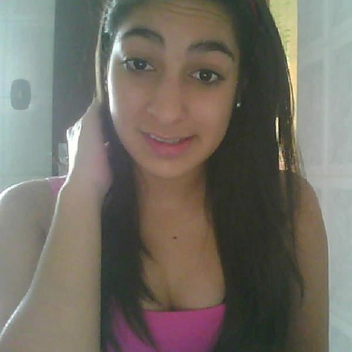 Leonina, 14 anos, Ciumenta, Fofa, Chata, Handebol, Dança, Praia, Música, @F292 ♥, Apaixonada pelo @Rafah_F292 s2