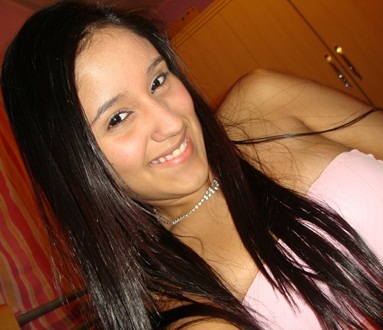 Deus amor maior. Procurando nos meus sonhos,
Descobrindo quem realmente eu sou,
Inventando um caminho
Libertando quem realmente eu sou.
