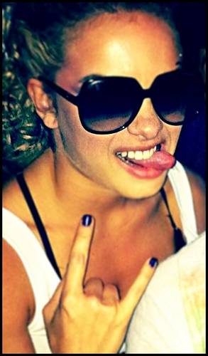 @Lua_Blanco e @aguiarthur Eu amo voces ♥se Qee um dia Vo's Voltarar.