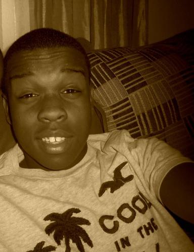 Follow my GORGEOUS twifey @shortstacks__ . she hella cool & funny .