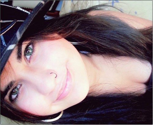 Salto alto, vestidinho, eta mina mal criada (...) bebe memo, perde a linha que hoje a noite promete!  - 15 anos, e uma vez carioca, sempre carioca :(