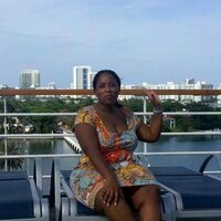 ROSLYN (@roz063) 's Twitter Profile
