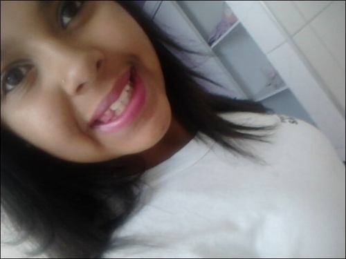 ,  so  blindáda  pelo sangue de  jesus cristo , inveja nem uma me atinge , Menina , Mulher & sabe o que quer . õ/ $