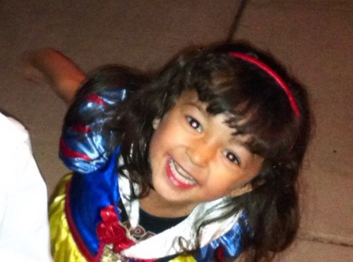 SelenaEllisVizc's profile picture. 