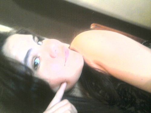 [...]E levo esse sorriso, porque já chorei demais.♫       http://t.co/f9817aTl6D