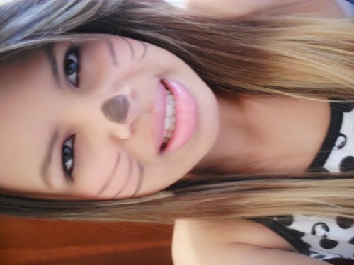 independente do que me disserem , responderei sempre com um sorriso. Pois ser inconveniente é comum, mais ser superior é RARIDADE ;*