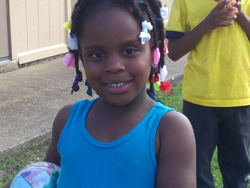 HI IM ANGEL BUT PPL CALL MEYH TEE-TEE!!!!!! IM #TEAMMINDLESS