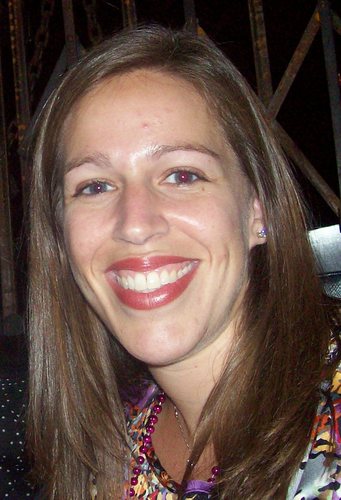 Specialize in student leadership, development, and event planning.  Married to TV's @KeithLeventhal !