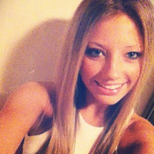 edmbabe's profile picture. #EDM, Mimosas, Life & Love! 128 is my sweet spot ✨