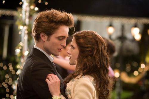 I love Kristen, I love Rob • Occasionally sappy • Pervy • Sarcastic • Enough said.