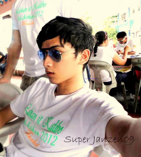 Janzena09's profile picture. Do the things which you think you cannot, Live your life XD